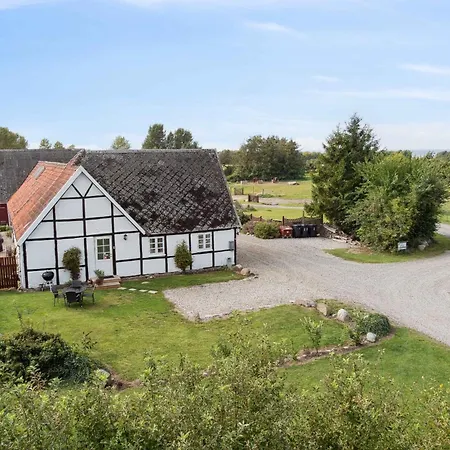 Timber-frame Flat Near *